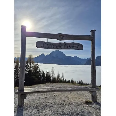 Time Out At The Mountain Spring Holiday home *